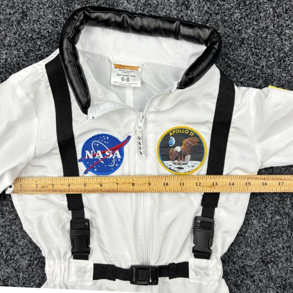 Aeromax Get Real Gear Kids Size 6-8 White NASA Jr Astronaut Flight Suit Costume